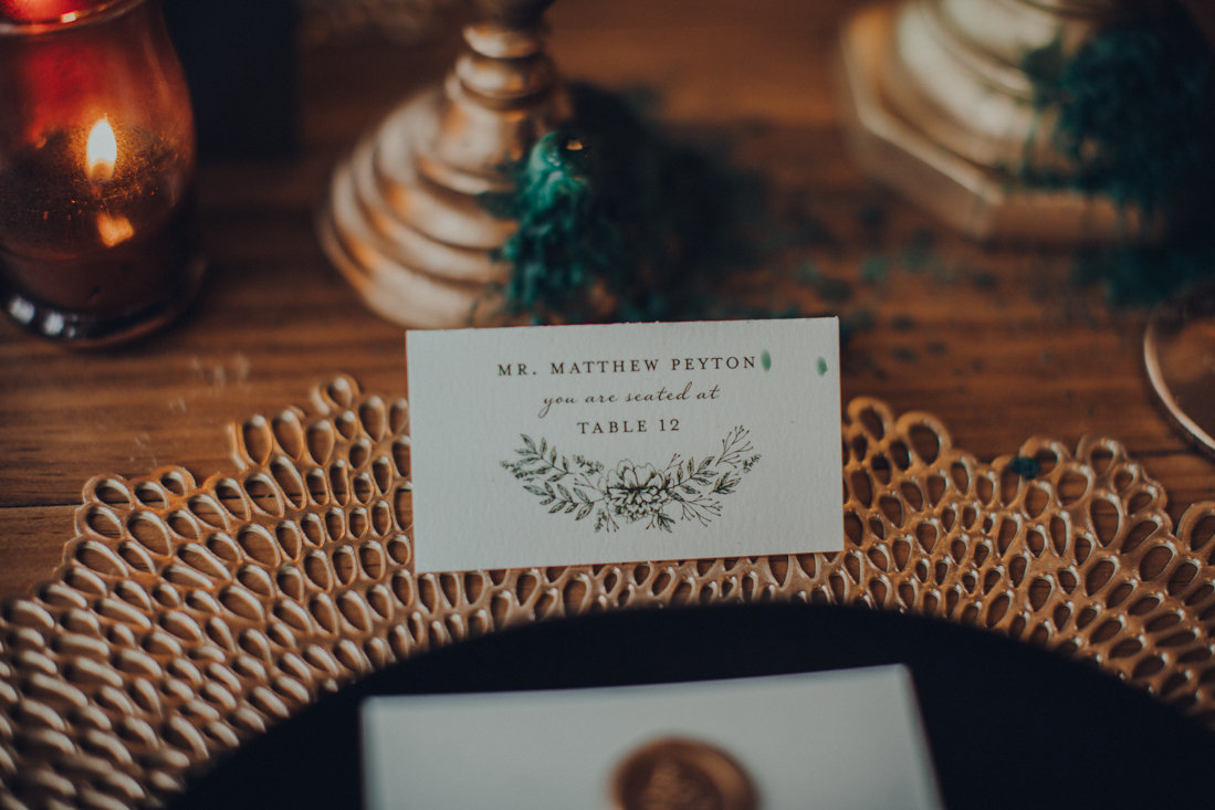 wedding place cards with wreath